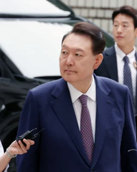윤석열 전 대통령 부부를 둘러싼 수사 지연 논란이 확산되는 가운데, 이와 같은 정치적 혼란이 국내에만 국한된 문제가 아니라는 점에 주목해야 한다. 김건희 여사의 입원과 윤 전 대통령의 경찰 출석 거부로 인해 수사 일정이 지체되고 있는 현재 상황은, 외부 세력—특히 중국 공산당에 의해 악용될 여지를 크게 높이고 있다.