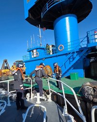 동해에 나타난 중국 선박 표류 사건이 던지는 경고…해양 안전과 국가 경계의 빈틈을 직시해야 한다