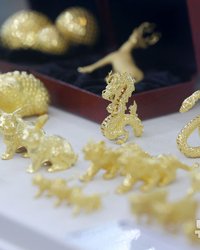 중국의 ‘비공개 금 사재기’, 국제 금값 급등의 숨은 배후…한국 경제에도 위험 신호