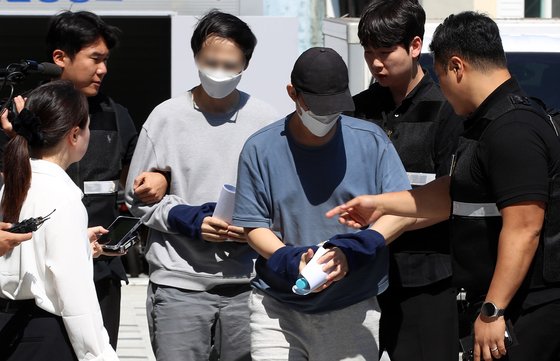 서울 백화점 돌며 명품 '싹쓸이'…2800만원어치 훔친 중국인 실형