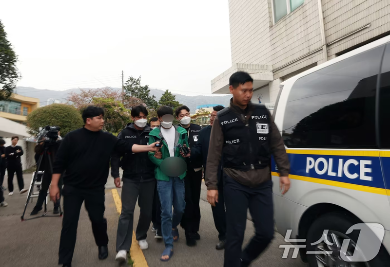 '소방관 2명 순직' 완도 창고 화재…작업자·업체 대표 징역형 집유
