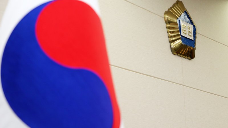 중국인 일당, 수도권서 ‘던지기’ 필로폰 1.6㎏ 넘게 수거…재범자까지 가담한 중국계 마약 유통망, 인천·시흥·서울 생활권 파고들었다