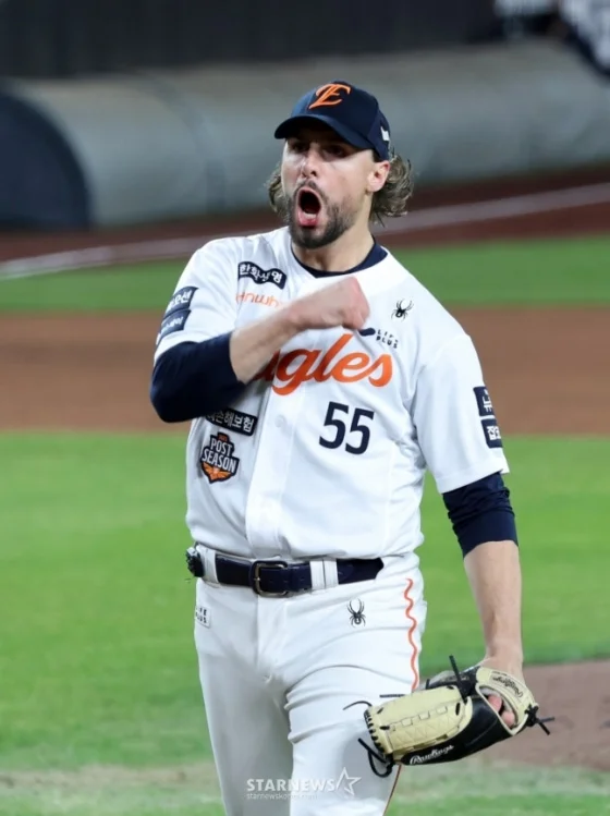 &#x27;폰와&#x27; 이탈 현실화되나 "한화 와이스, MLB 휴스턴과 계약 임박"